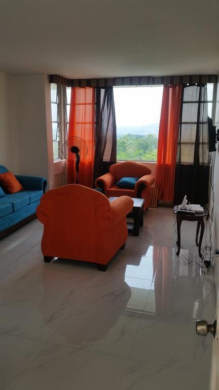 Malia'S New Kgn Apartment Κίνγκστον Εξωτερικό φωτογραφία